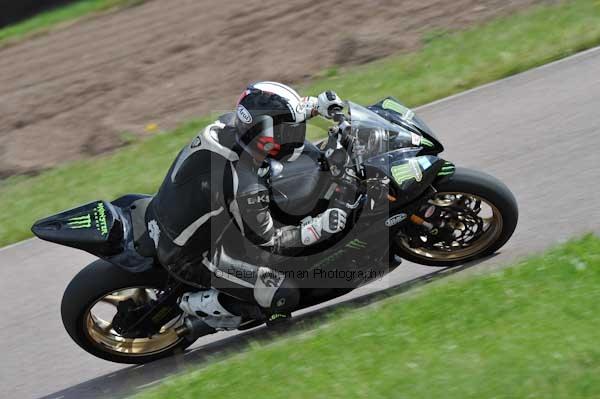 Motorcycle action photographs;Rockingham;Rockingham photographs;event digital images;eventdigitalimages;no limits trackday;peter wileman photography;rockingham corby northamptonshire;trackday;trackday digital images;trackday photos