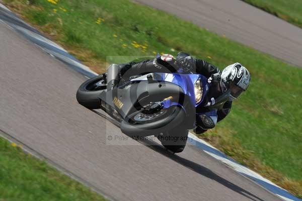 Motorcycle action photographs;Rockingham;Rockingham photographs;event digital images;eventdigitalimages;no limits trackday;peter wileman photography;rockingham corby northamptonshire;trackday;trackday digital images;trackday photos