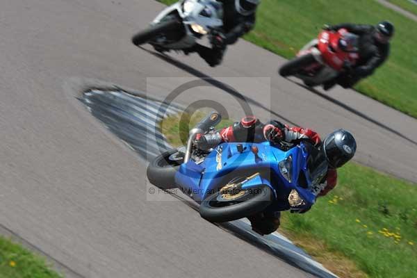 Motorcycle action photographs;Rockingham;Rockingham photographs;event digital images;eventdigitalimages;no limits trackday;peter wileman photography;rockingham corby northamptonshire;trackday;trackday digital images;trackday photos