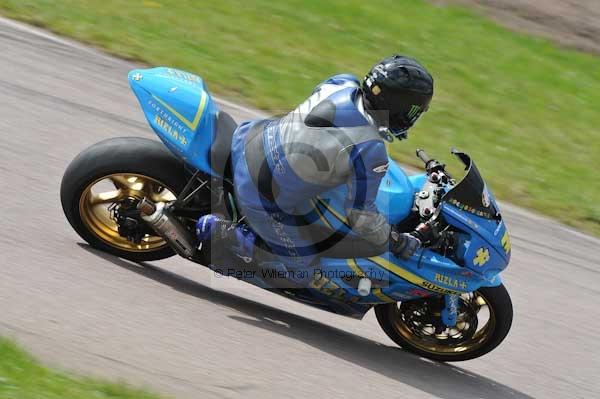 Motorcycle action photographs;Rockingham;Rockingham photographs;event digital images;eventdigitalimages;no limits trackday;peter wileman photography;rockingham corby northamptonshire;trackday;trackday digital images;trackday photos