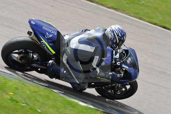 Motorcycle action photographs;Rockingham;Rockingham photographs;event digital images;eventdigitalimages;no limits trackday;peter wileman photography;rockingham corby northamptonshire;trackday;trackday digital images;trackday photos