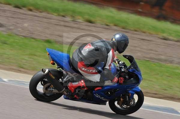 Motorcycle action photographs;Rockingham;Rockingham photographs;event digital images;eventdigitalimages;no limits trackday;peter wileman photography;rockingham corby northamptonshire;trackday;trackday digital images;trackday photos