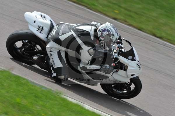 Motorcycle action photographs;Rockingham;Rockingham photographs;event digital images;eventdigitalimages;no limits trackday;peter wileman photography;rockingham corby northamptonshire;trackday;trackday digital images;trackday photos