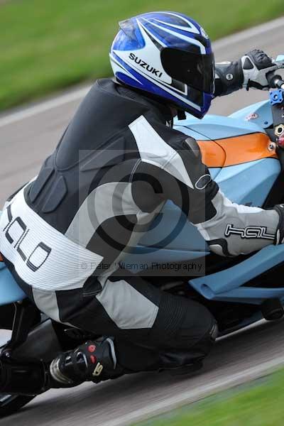 Motorcycle action photographs;Rockingham;Rockingham photographs;event digital images;eventdigitalimages;no limits trackday;peter wileman photography;rockingham corby northamptonshire;trackday;trackday digital images;trackday photos