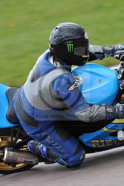 Motorcycle action photographs;Rockingham;Rockingham photographs;event digital images;eventdigitalimages;no limits trackday;peter wileman photography;rockingham corby northamptonshire;trackday;trackday digital images;trackday photos
