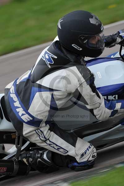 Motorcycle action photographs;Rockingham;Rockingham photographs;event digital images;eventdigitalimages;no limits trackday;peter wileman photography;rockingham corby northamptonshire;trackday;trackday digital images;trackday photos