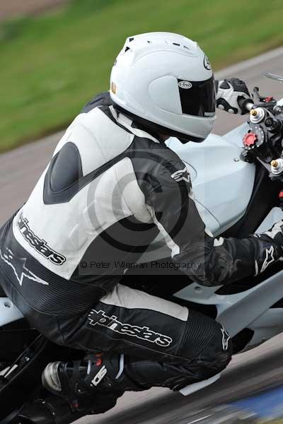 Motorcycle action photographs;Rockingham;Rockingham photographs;event digital images;eventdigitalimages;no limits trackday;peter wileman photography;rockingham corby northamptonshire;trackday;trackday digital images;trackday photos