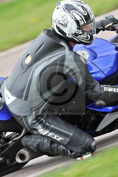 Motorcycle action photographs;Rockingham;Rockingham photographs;event digital images;eventdigitalimages;no limits trackday;peter wileman photography;rockingham corby northamptonshire;trackday;trackday digital images;trackday photos