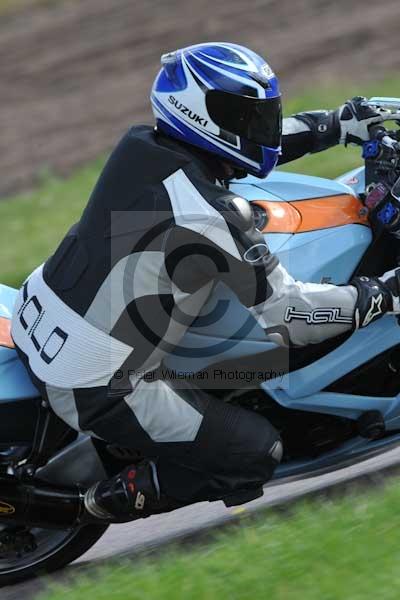 Motorcycle action photographs;Rockingham;Rockingham photographs;event digital images;eventdigitalimages;no limits trackday;peter wileman photography;rockingham corby northamptonshire;trackday;trackday digital images;trackday photos