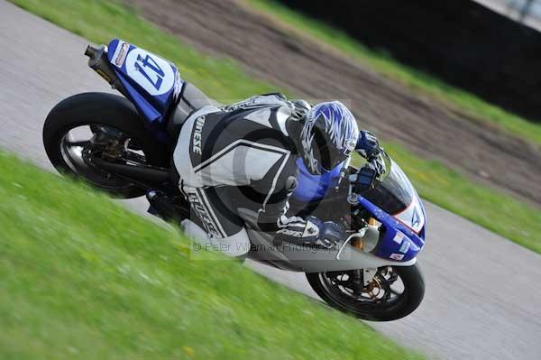 Motorcycle action photographs;Rockingham;Rockingham photographs;event digital images;eventdigitalimages;no limits trackday;peter wileman photography;rockingham corby northamptonshire;trackday;trackday digital images;trackday photos