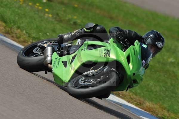 Motorcycle action photographs;Rockingham;Rockingham photographs;event digital images;eventdigitalimages;no limits trackday;peter wileman photography;rockingham corby northamptonshire;trackday;trackday digital images;trackday photos