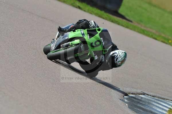 Motorcycle action photographs;Rockingham;Rockingham photographs;event digital images;eventdigitalimages;no limits trackday;peter wileman photography;rockingham corby northamptonshire;trackday;trackday digital images;trackday photos
