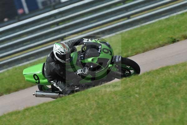 Motorcycle action photographs;Rockingham;Rockingham photographs;event digital images;eventdigitalimages;no limits trackday;peter wileman photography;rockingham corby northamptonshire;trackday;trackday digital images;trackday photos