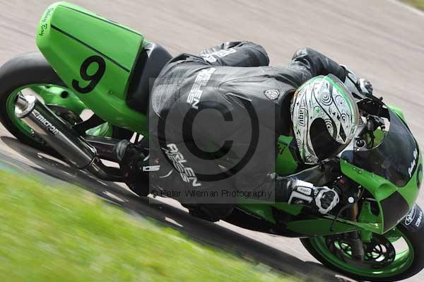 Motorcycle action photographs;Rockingham;Rockingham photographs;event digital images;eventdigitalimages;no limits trackday;peter wileman photography;rockingham corby northamptonshire;trackday;trackday digital images;trackday photos