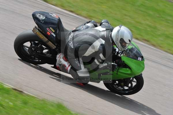 Motorcycle action photographs;Rockingham;Rockingham photographs;event digital images;eventdigitalimages;no limits trackday;peter wileman photography;rockingham corby northamptonshire;trackday;trackday digital images;trackday photos