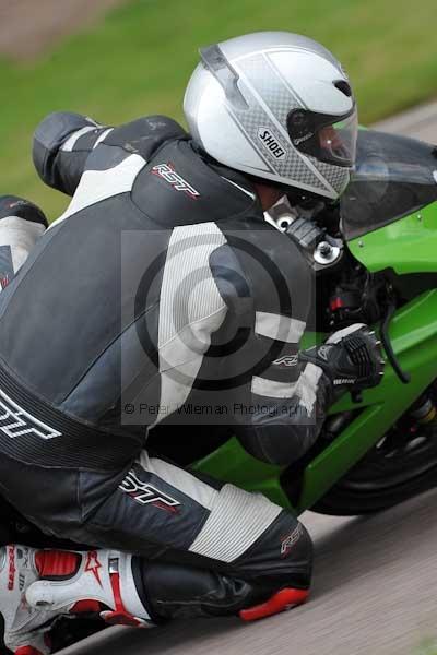 Motorcycle action photographs;Rockingham;Rockingham photographs;event digital images;eventdigitalimages;no limits trackday;peter wileman photography;rockingham corby northamptonshire;trackday;trackday digital images;trackday photos