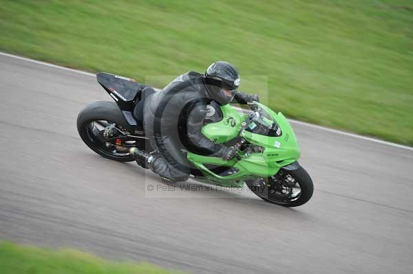 Motorcycle action photographs;Rockingham;Rockingham photographs;event digital images;eventdigitalimages;no limits trackday;peter wileman photography;rockingham corby northamptonshire;trackday;trackday digital images;trackday photos