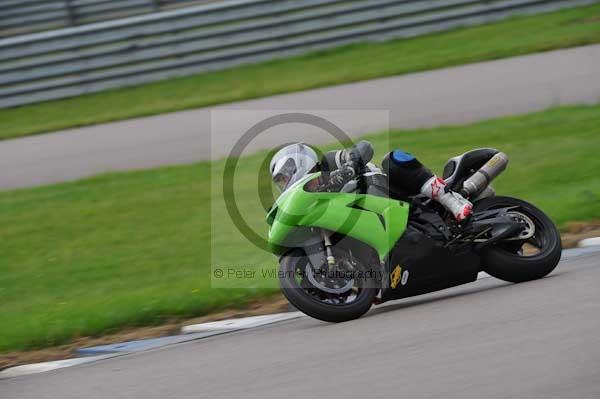 Motorcycle action photographs;Rockingham;Rockingham photographs;event digital images;eventdigitalimages;no limits trackday;peter wileman photography;rockingham corby northamptonshire;trackday;trackday digital images;trackday photos