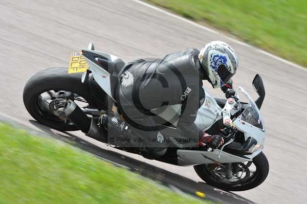 Motorcycle action photographs;Rockingham;Rockingham photographs;event digital images;eventdigitalimages;no limits trackday;peter wileman photography;rockingham corby northamptonshire;trackday;trackday digital images;trackday photos