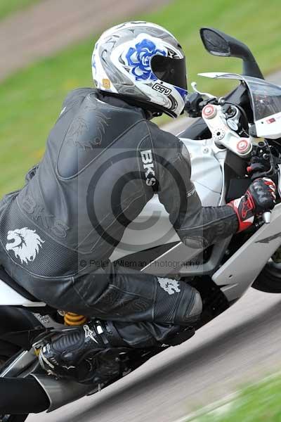Motorcycle action photographs;Rockingham;Rockingham photographs;event digital images;eventdigitalimages;no limits trackday;peter wileman photography;rockingham corby northamptonshire;trackday;trackday digital images;trackday photos