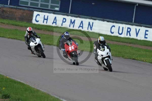 Motorcycle action photographs;Rockingham;Rockingham photographs;event digital images;eventdigitalimages;no limits trackday;peter wileman photography;rockingham corby northamptonshire;trackday;trackday digital images;trackday photos
