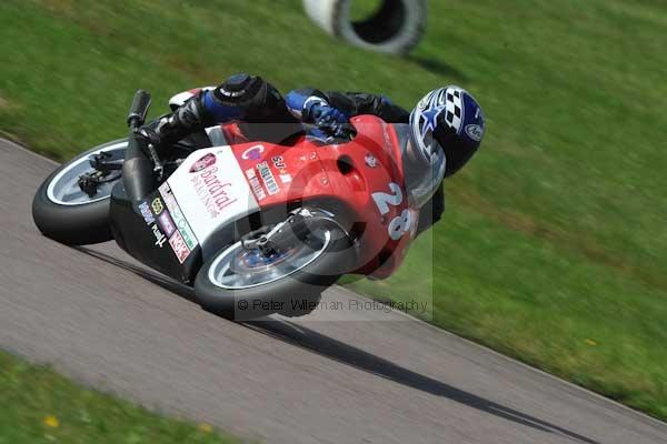 Motorcycle action photographs;Rockingham;Rockingham photographs;event digital images;eventdigitalimages;no limits trackday;peter wileman photography;rockingham corby northamptonshire;trackday;trackday digital images;trackday photos