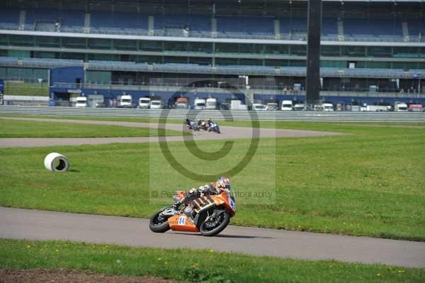 Motorcycle action photographs;Rockingham;Rockingham photographs;event digital images;eventdigitalimages;no limits trackday;peter wileman photography;rockingham corby northamptonshire;trackday;trackday digital images;trackday photos