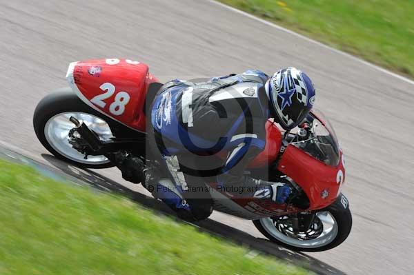 Motorcycle action photographs;Rockingham;Rockingham photographs;event digital images;eventdigitalimages;no limits trackday;peter wileman photography;rockingham corby northamptonshire;trackday;trackday digital images;trackday photos