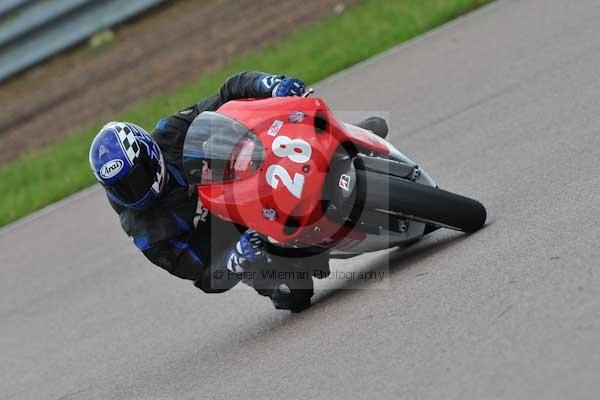 Motorcycle action photographs;Rockingham;Rockingham photographs;event digital images;eventdigitalimages;no limits trackday;peter wileman photography;rockingham corby northamptonshire;trackday;trackday digital images;trackday photos