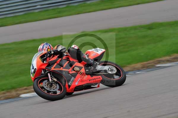 Motorcycle action photographs;Rockingham;Rockingham photographs;event digital images;eventdigitalimages;no limits trackday;peter wileman photography;rockingham corby northamptonshire;trackday;trackday digital images;trackday photos