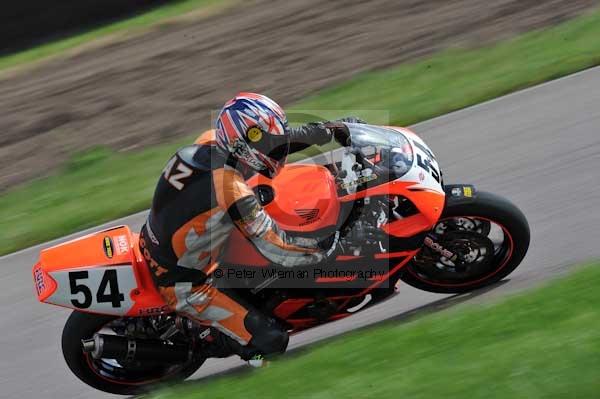 Motorcycle action photographs;Rockingham;Rockingham photographs;event digital images;eventdigitalimages;no limits trackday;peter wileman photography;rockingham corby northamptonshire;trackday;trackday digital images;trackday photos