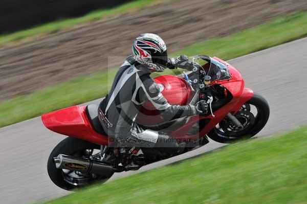 Motorcycle action photographs;Rockingham;Rockingham photographs;event digital images;eventdigitalimages;no limits trackday;peter wileman photography;rockingham corby northamptonshire;trackday;trackday digital images;trackday photos