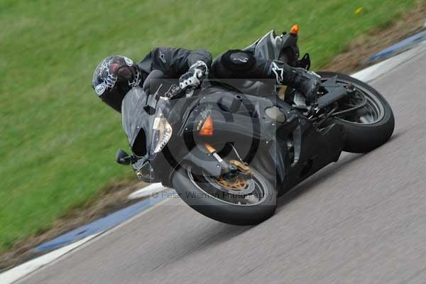 Motorcycle action photographs;Rockingham;Rockingham photographs;event digital images;eventdigitalimages;no limits trackday;peter wileman photography;rockingham corby northamptonshire;trackday;trackday digital images;trackday photos