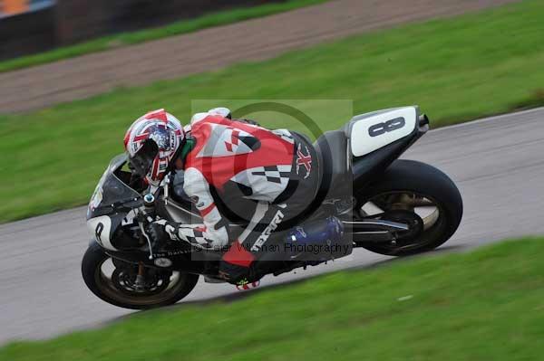 Motorcycle action photographs;Rockingham;Rockingham photographs;event digital images;eventdigitalimages;no limits trackday;peter wileman photography;rockingham corby northamptonshire;trackday;trackday digital images;trackday photos