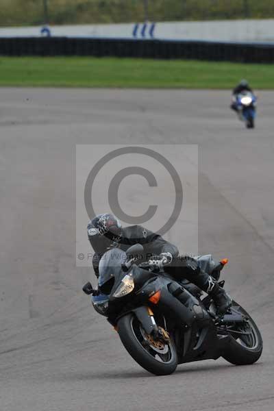 Motorcycle action photographs;Rockingham;Rockingham photographs;event digital images;eventdigitalimages;no limits trackday;peter wileman photography;rockingham corby northamptonshire;trackday;trackday digital images;trackday photos