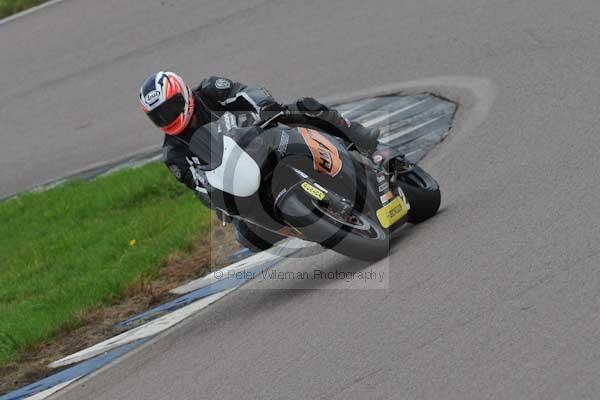 Motorcycle action photographs;Rockingham;Rockingham photographs;event digital images;eventdigitalimages;no limits trackday;peter wileman photography;rockingham corby northamptonshire;trackday;trackday digital images;trackday photos