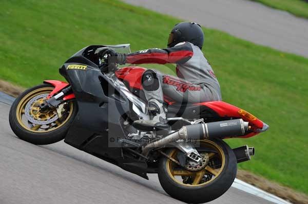 Motorcycle action photographs;Rockingham;Rockingham photographs;event digital images;eventdigitalimages;no limits trackday;peter wileman photography;rockingham corby northamptonshire;trackday;trackday digital images;trackday photos