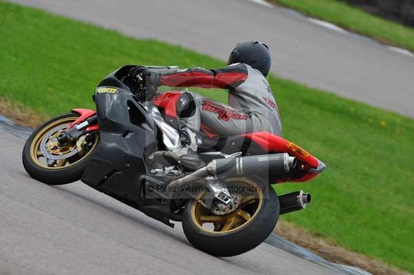Motorcycle action photographs;Rockingham;Rockingham photographs;event digital images;eventdigitalimages;no limits trackday;peter wileman photography;rockingham corby northamptonshire;trackday;trackday digital images;trackday photos