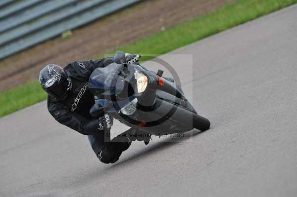 Motorcycle action photographs;Rockingham;Rockingham photographs;event digital images;eventdigitalimages;no limits trackday;peter wileman photography;rockingham corby northamptonshire;trackday;trackday digital images;trackday photos