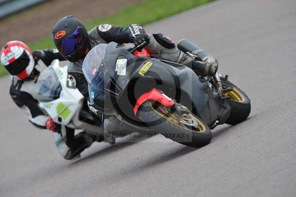 Motorcycle action photographs;Rockingham;Rockingham photographs;event digital images;eventdigitalimages;no limits trackday;peter wileman photography;rockingham corby northamptonshire;trackday;trackday digital images;trackday photos