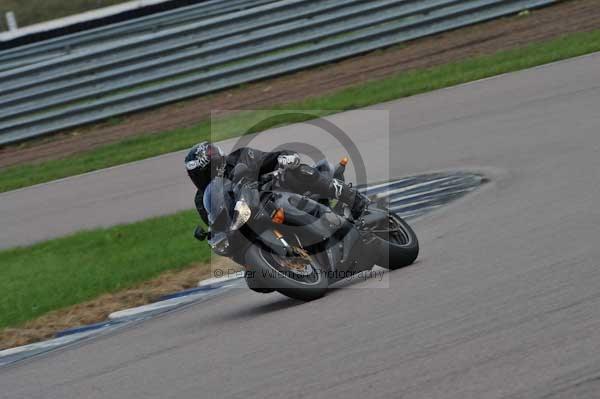 Motorcycle action photographs;Rockingham;Rockingham photographs;event digital images;eventdigitalimages;no limits trackday;peter wileman photography;rockingham corby northamptonshire;trackday;trackday digital images;trackday photos