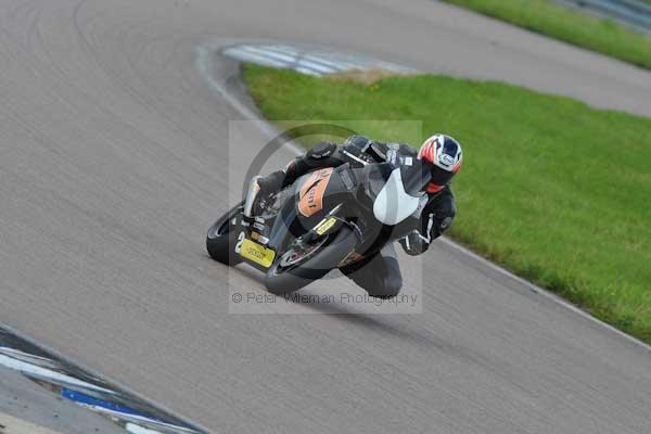 Motorcycle action photographs;Rockingham;Rockingham photographs;event digital images;eventdigitalimages;no limits trackday;peter wileman photography;rockingham corby northamptonshire;trackday;trackday digital images;trackday photos