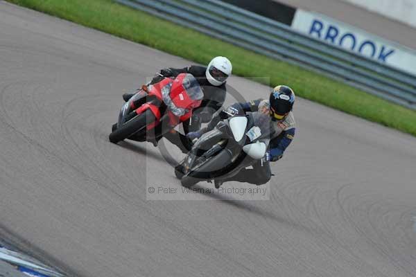 Motorcycle action photographs;Rockingham;Rockingham photographs;event digital images;eventdigitalimages;no limits trackday;peter wileman photography;rockingham corby northamptonshire;trackday;trackday digital images;trackday photos