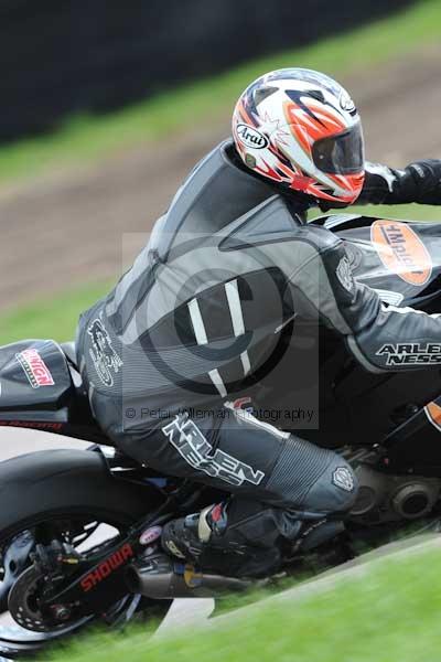 Motorcycle action photographs;Rockingham;Rockingham photographs;event digital images;eventdigitalimages;no limits trackday;peter wileman photography;rockingham corby northamptonshire;trackday;trackday digital images;trackday photos