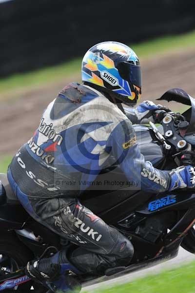 Motorcycle action photographs;Rockingham;Rockingham photographs;event digital images;eventdigitalimages;no limits trackday;peter wileman photography;rockingham corby northamptonshire;trackday;trackday digital images;trackday photos