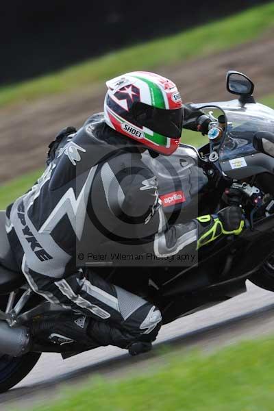 Motorcycle action photographs;Rockingham;Rockingham photographs;event digital images;eventdigitalimages;no limits trackday;peter wileman photography;rockingham corby northamptonshire;trackday;trackday digital images;trackday photos
