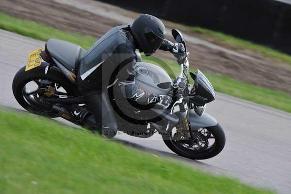 Motorcycle action photographs;Rockingham;Rockingham photographs;event digital images;eventdigitalimages;no limits trackday;peter wileman photography;rockingham corby northamptonshire;trackday;trackday digital images;trackday photos