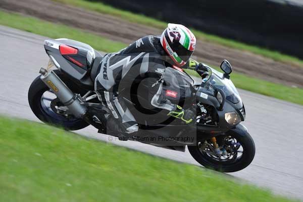 Motorcycle action photographs;Rockingham;Rockingham photographs;event digital images;eventdigitalimages;no limits trackday;peter wileman photography;rockingham corby northamptonshire;trackday;trackday digital images;trackday photos