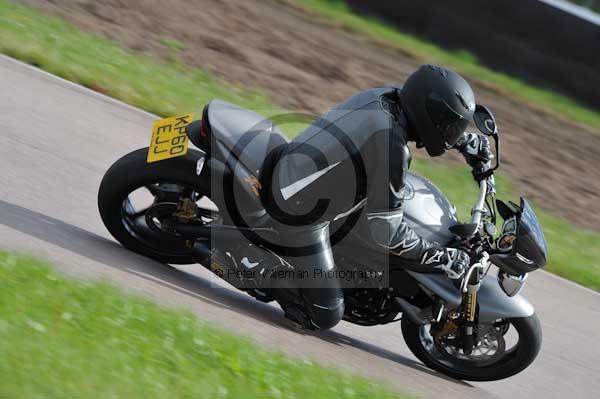 Motorcycle action photographs;Rockingham;Rockingham photographs;event digital images;eventdigitalimages;no limits trackday;peter wileman photography;rockingham corby northamptonshire;trackday;trackday digital images;trackday photos