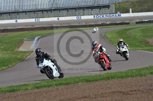 Motorcycle action photographs;Rockingham;Rockingham photographs;event digital images;eventdigitalimages;no limits trackday;peter wileman photography;rockingham corby northamptonshire;trackday;trackday digital images;trackday photos